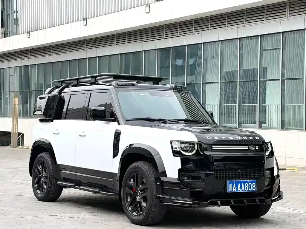 Land Rover Defender — фото 6