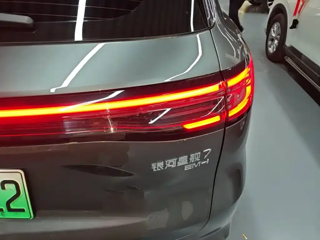 Geely Galaxy Xingjian 7 — фото 2