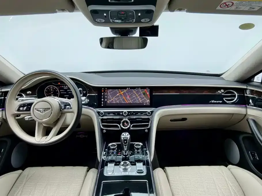 Bentley Flying Spur — фото 9