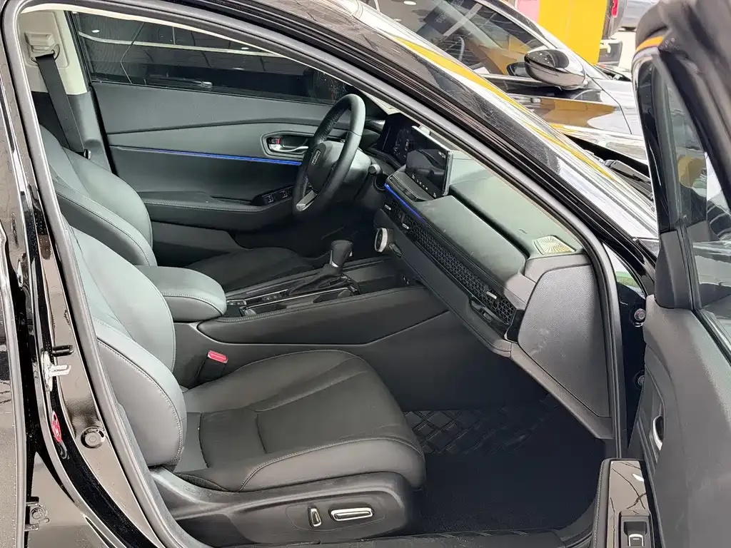 Honda Accord — фото 4