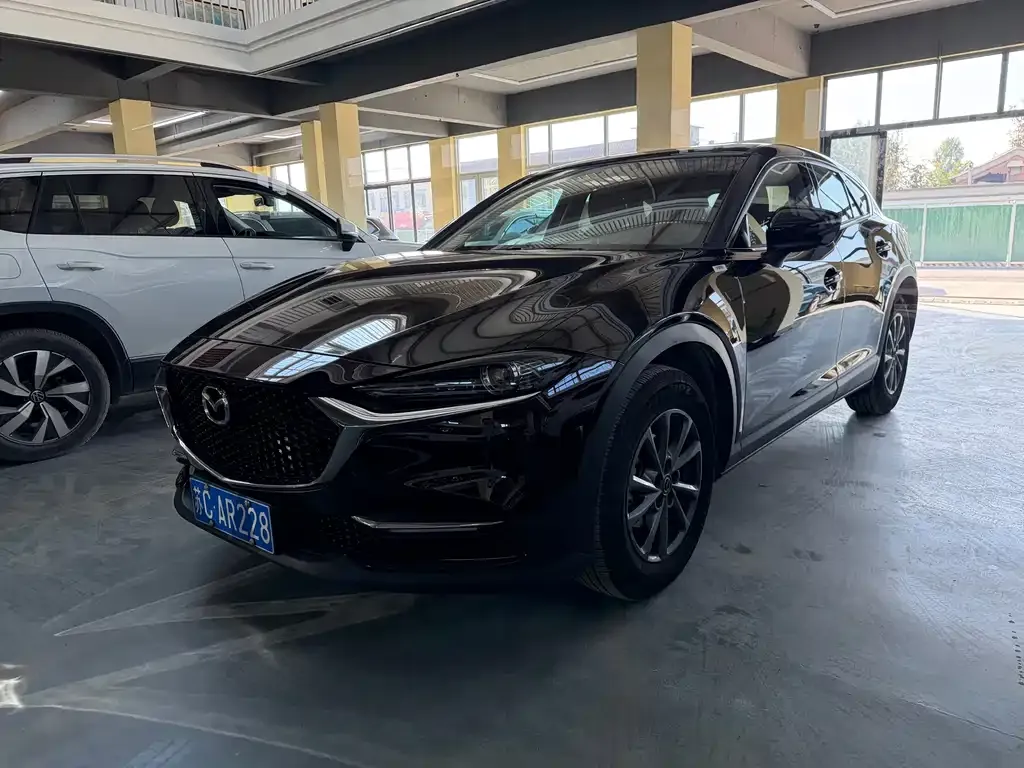 Mazda CX-4 — фото 1