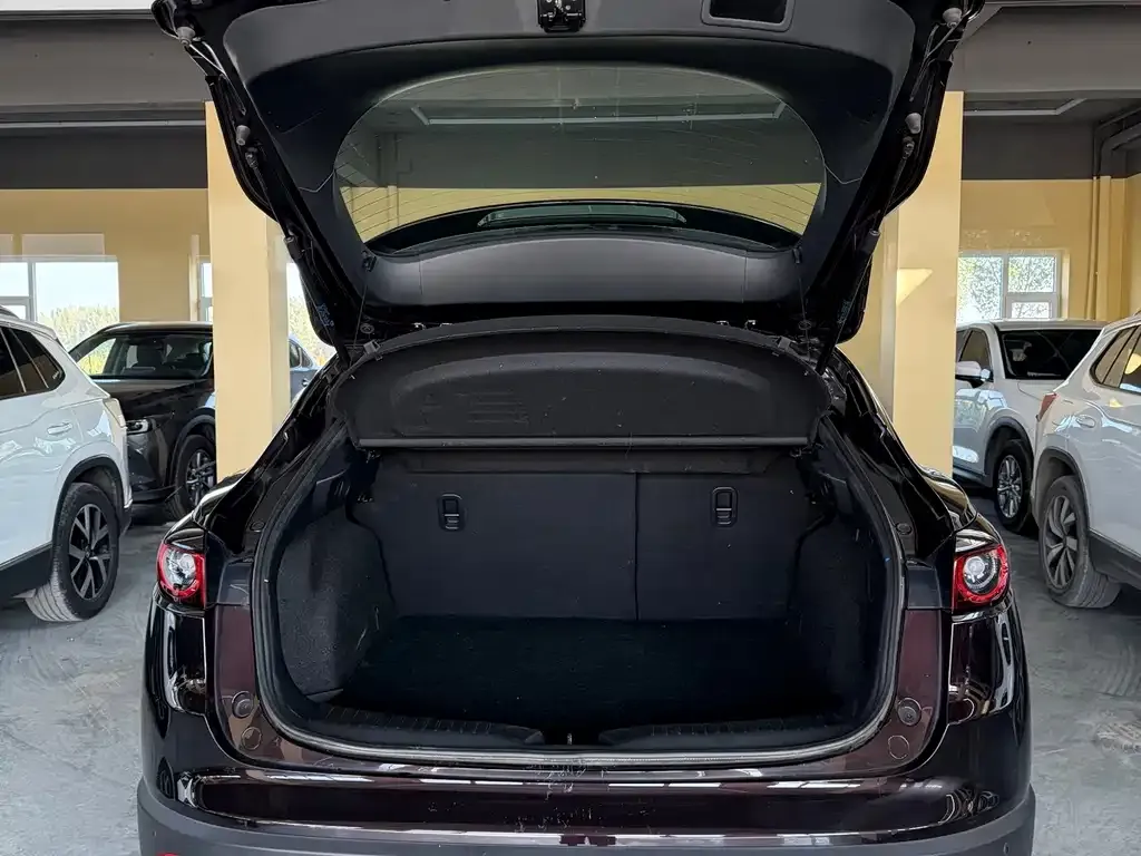 Mazda CX-4 — фото 4