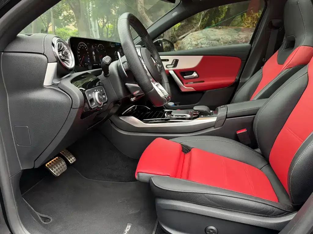 Mercedes-Benz A-Class AMG — фото 10