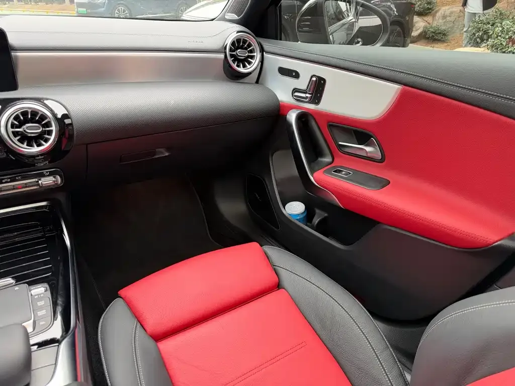 Mercedes-Benz A-Class AMG — фото 4