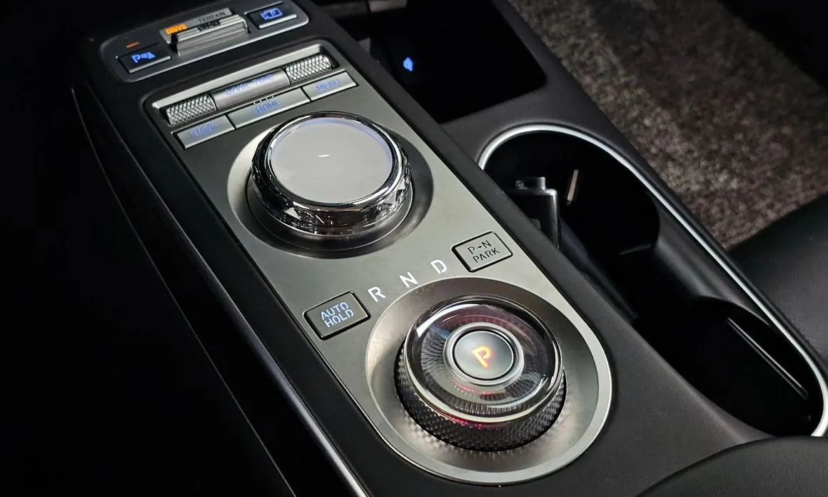 Genesis GV70 — фото 4