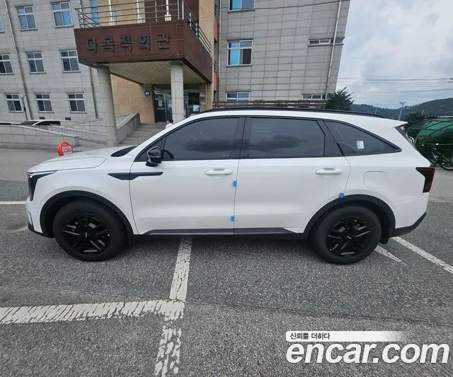 Kia Sorento — фото 10