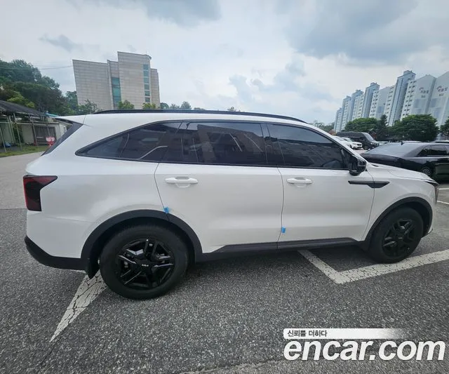 Kia Sorento — фото 6