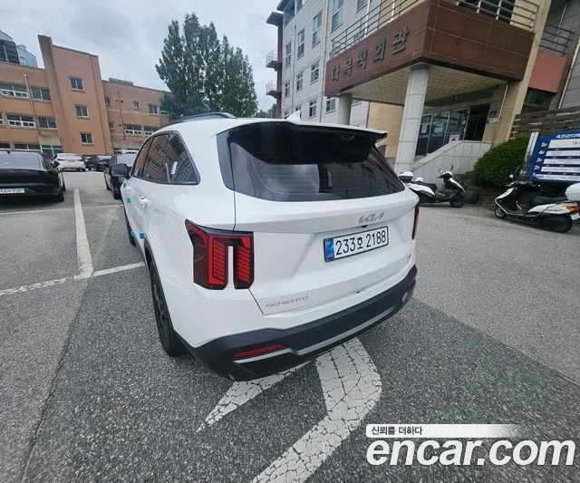 Kia Sorento — фото 4