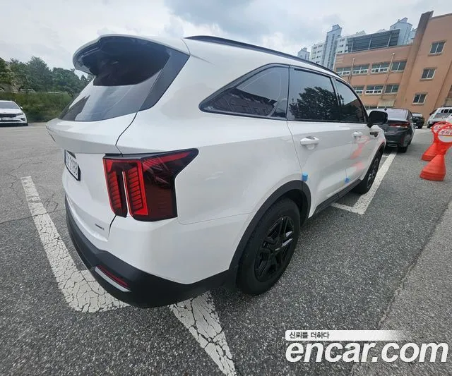 Kia Sorento — фото 7