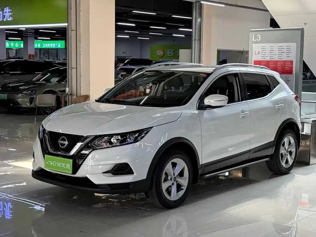Nissan Qashqai — фото 8