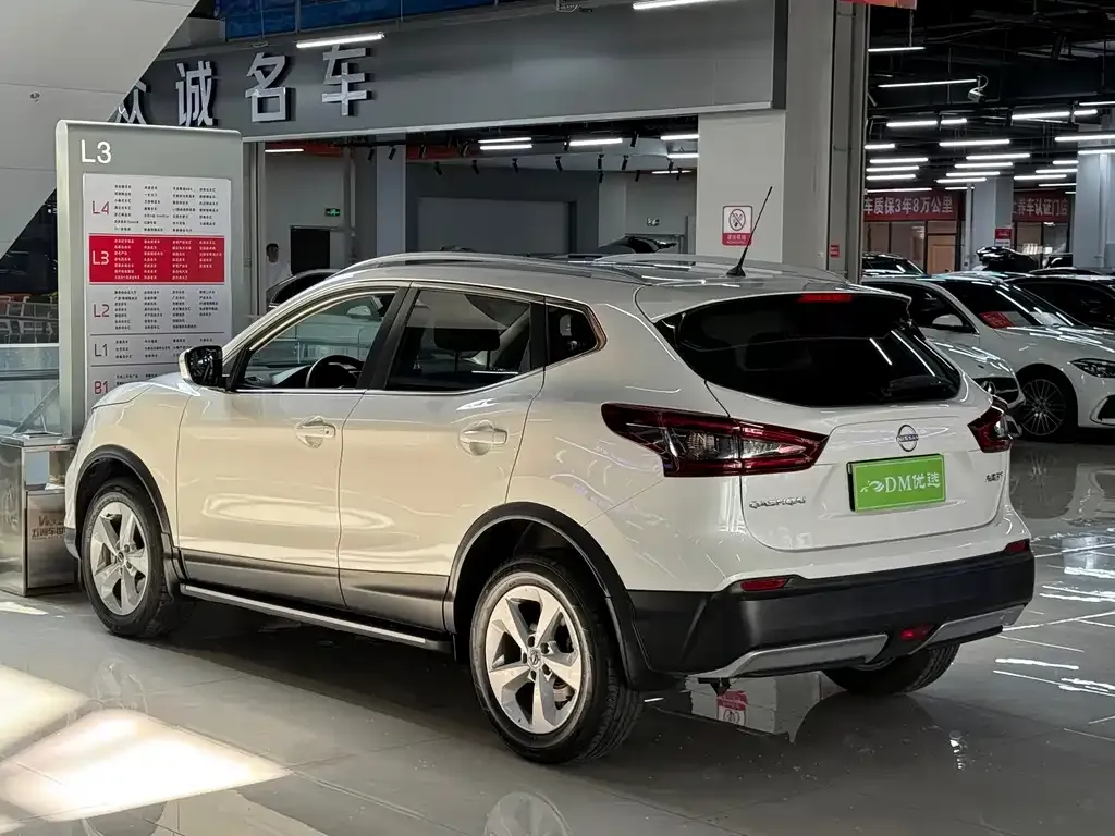 Nissan Qashqai — фото 6