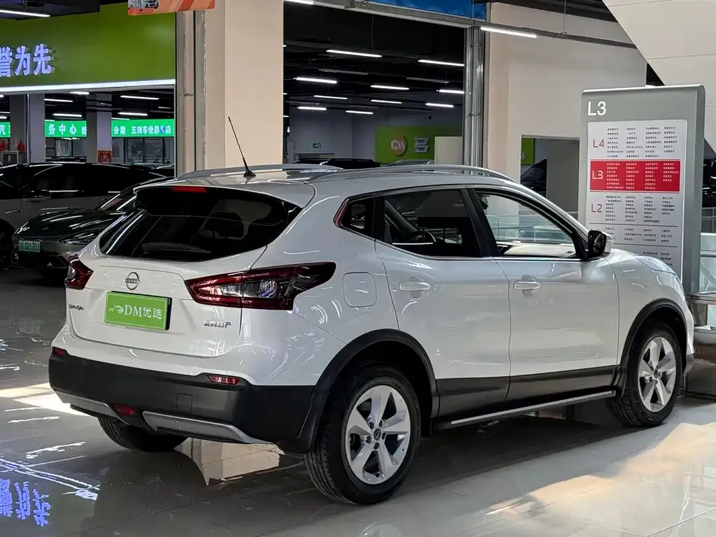 Nissan Qashqai — фото 5
