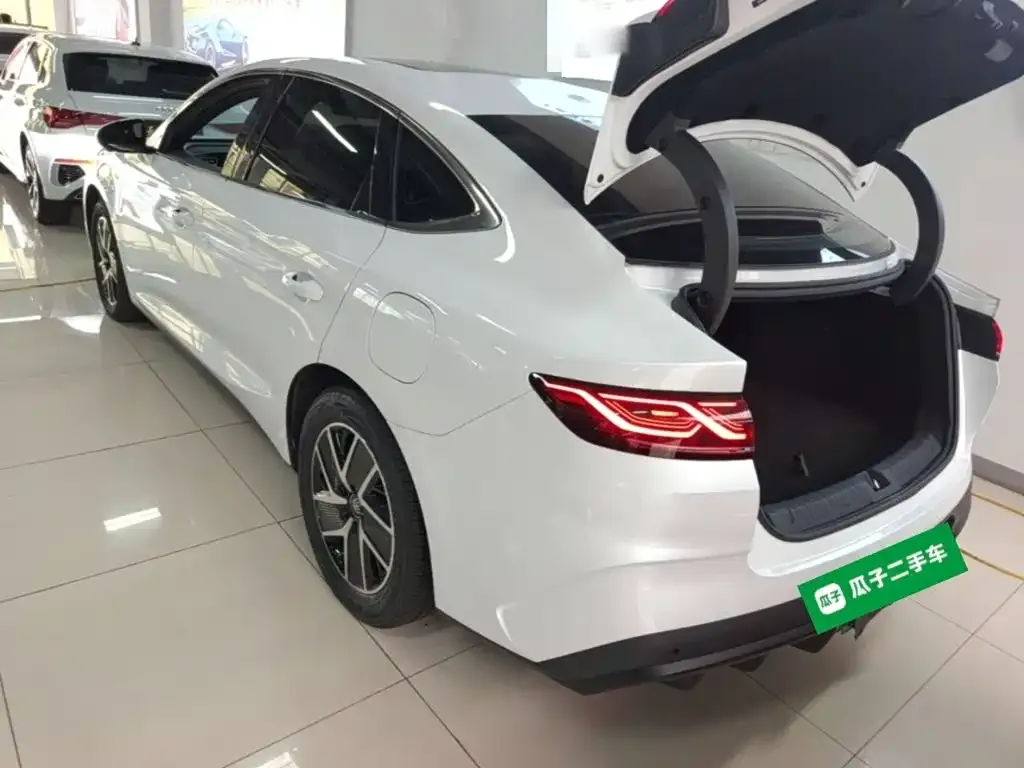 BYD Qin L — фото 3