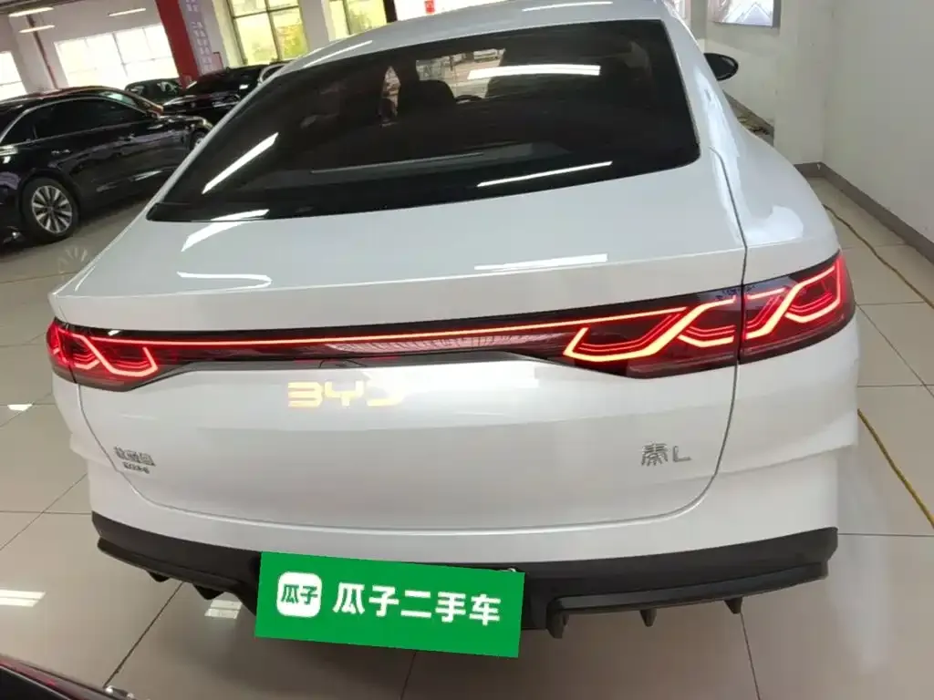 BYD Qin L — фото 8