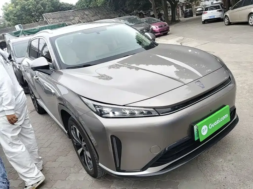 Roewe D5X DMH — фото 6