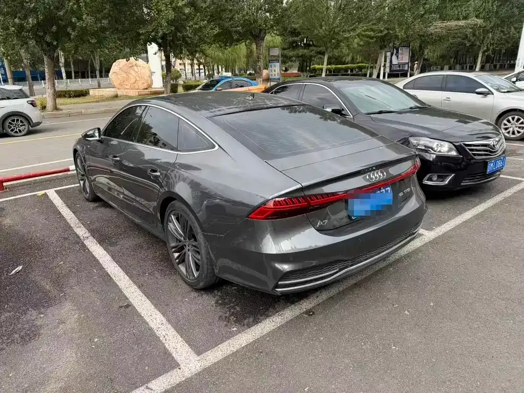 Audi A7 — фото 5