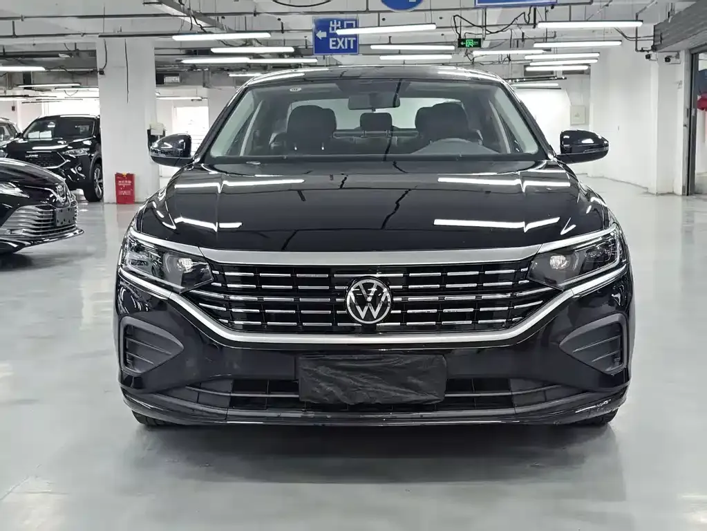 Volkswagen Passat — фото 5