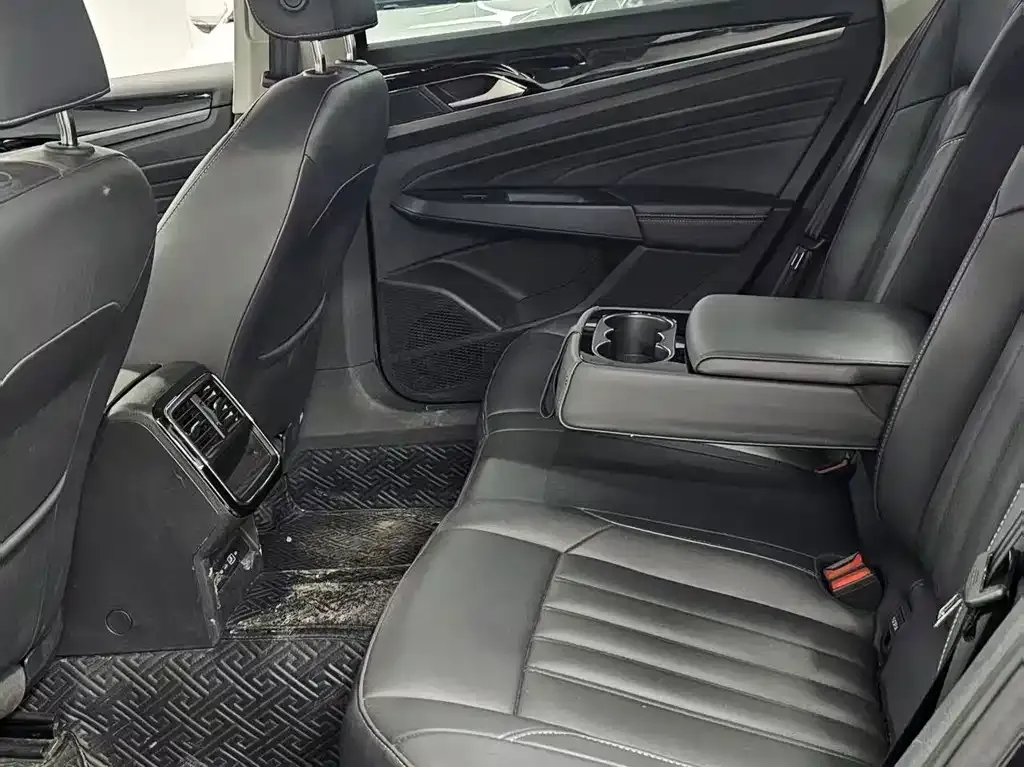 Volkswagen Passat — фото 2