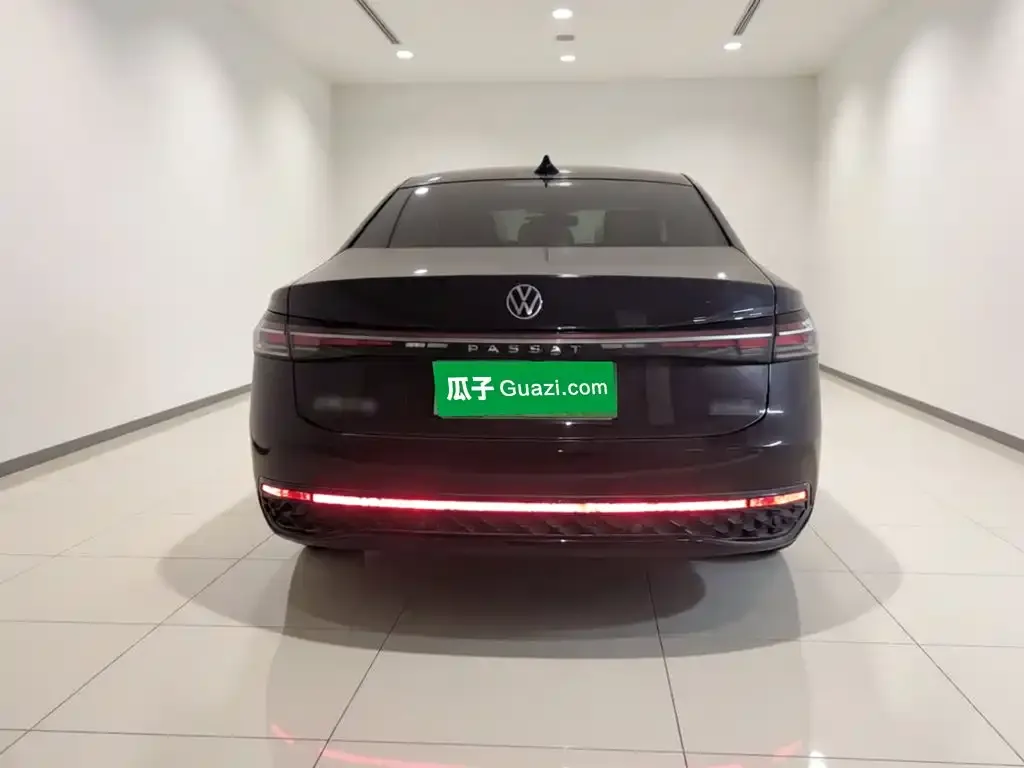 Volkswagen Passat — фото 6
