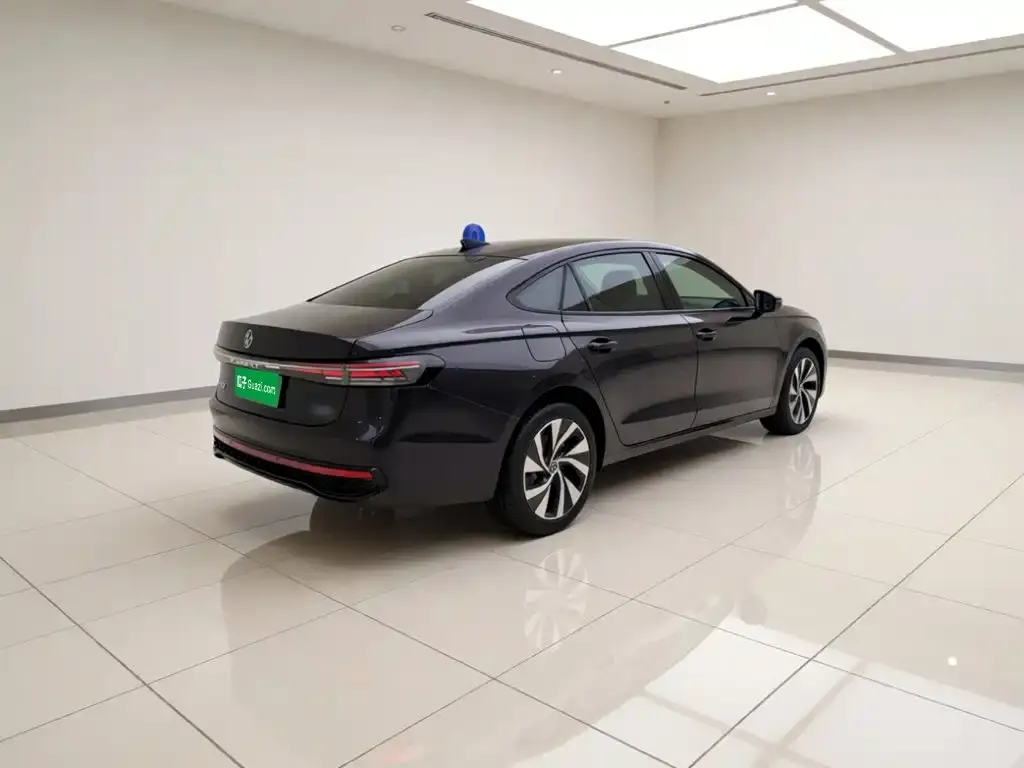 Volkswagen Passat — фото 3