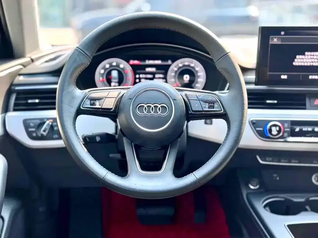 Audi A4L — фото 6