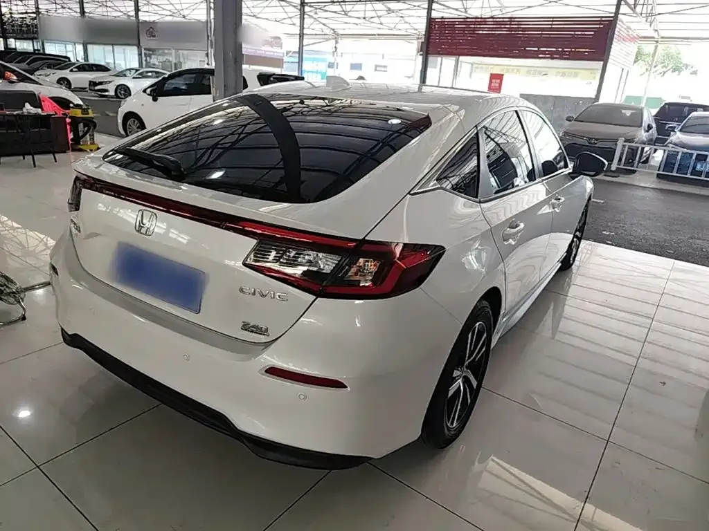 Honda Civic — фото 2