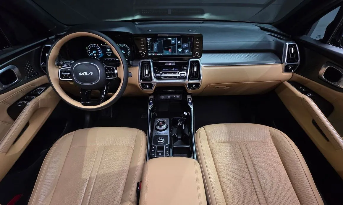 Kia Sorento — фото 6