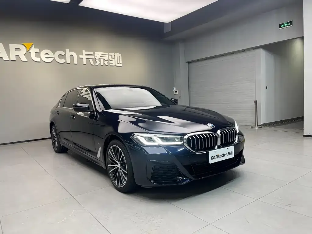 BMW 5 Series — фото 5