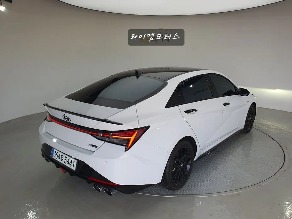 Hyundai AVANTE — фото 5