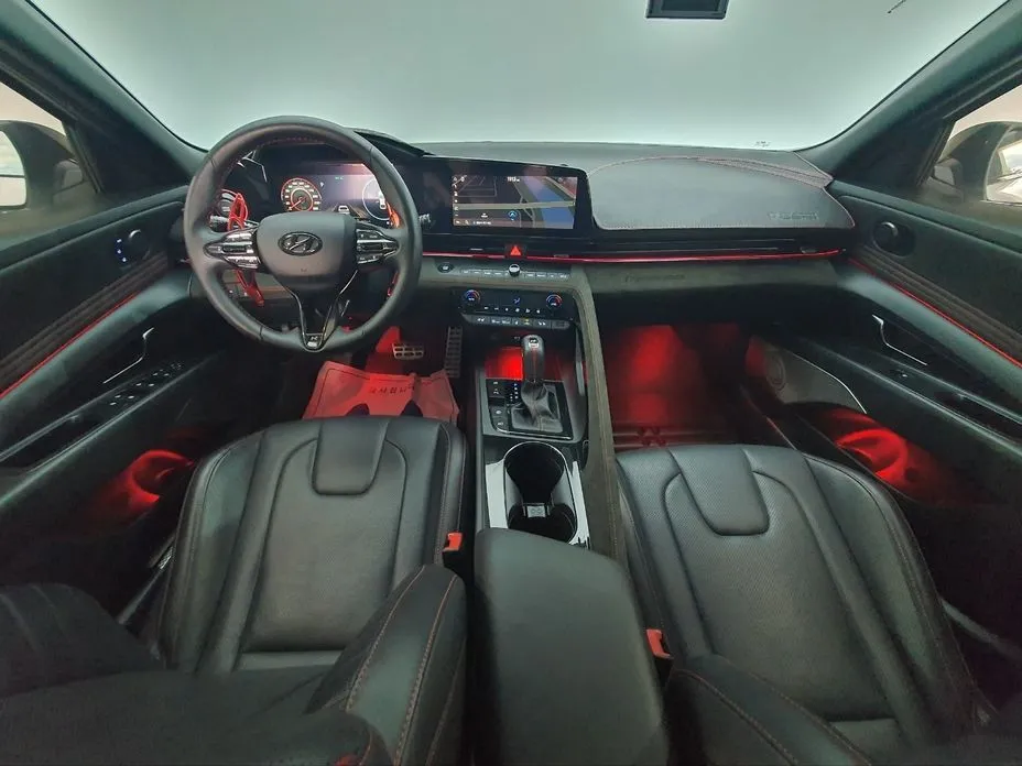 Hyundai AVANTE — фото 2