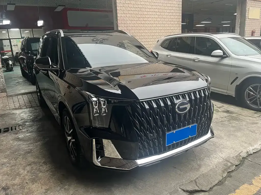 GAC Motor Trumpchi GS8 — фото 2
