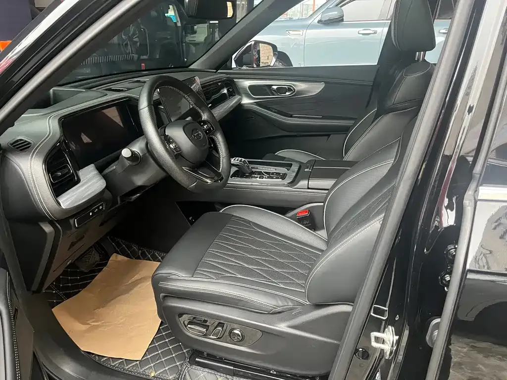GAC Motor Trumpchi GS8 — фото 10