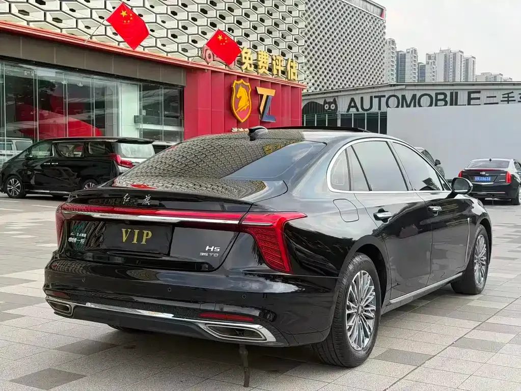 Hongqi H5 — фото 10
