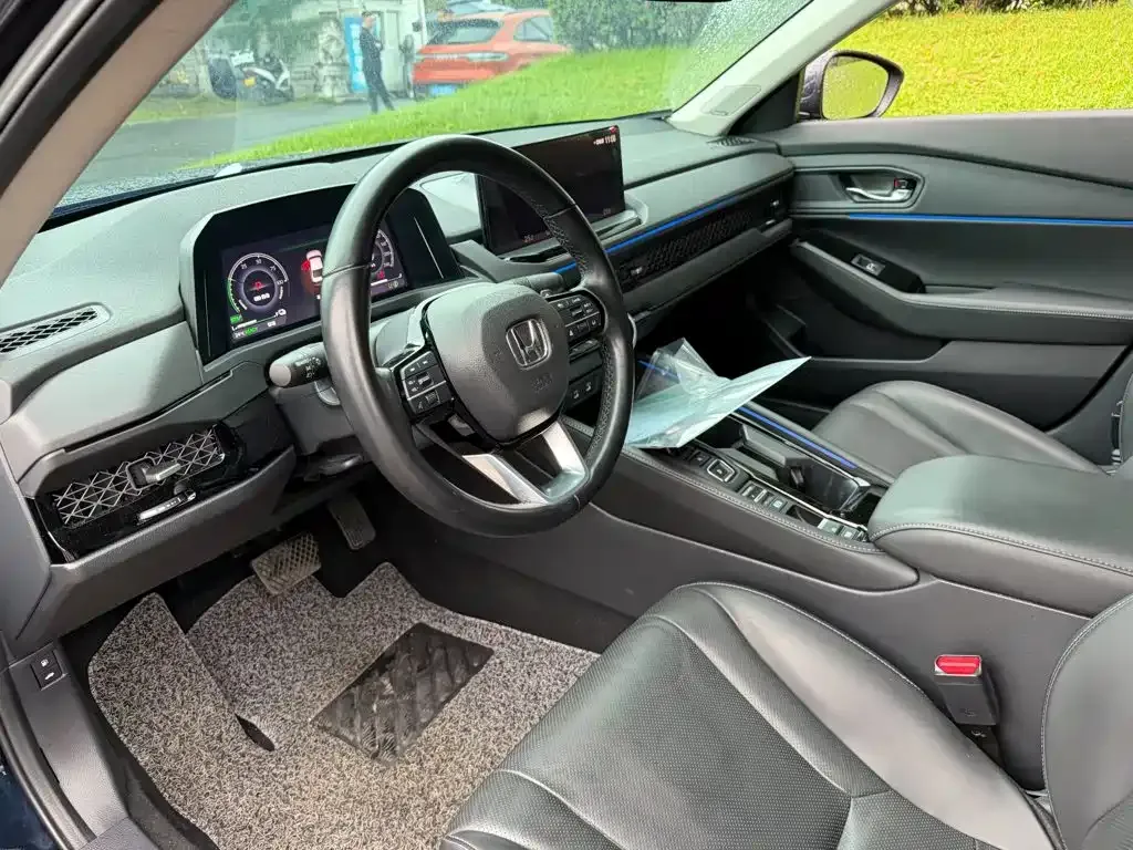 Honda Accord New Energy — фото 10