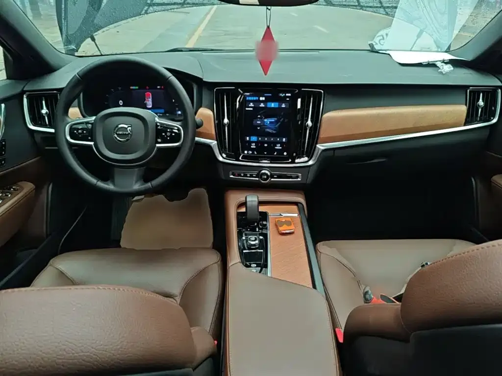 Volvo S90 — фото 7