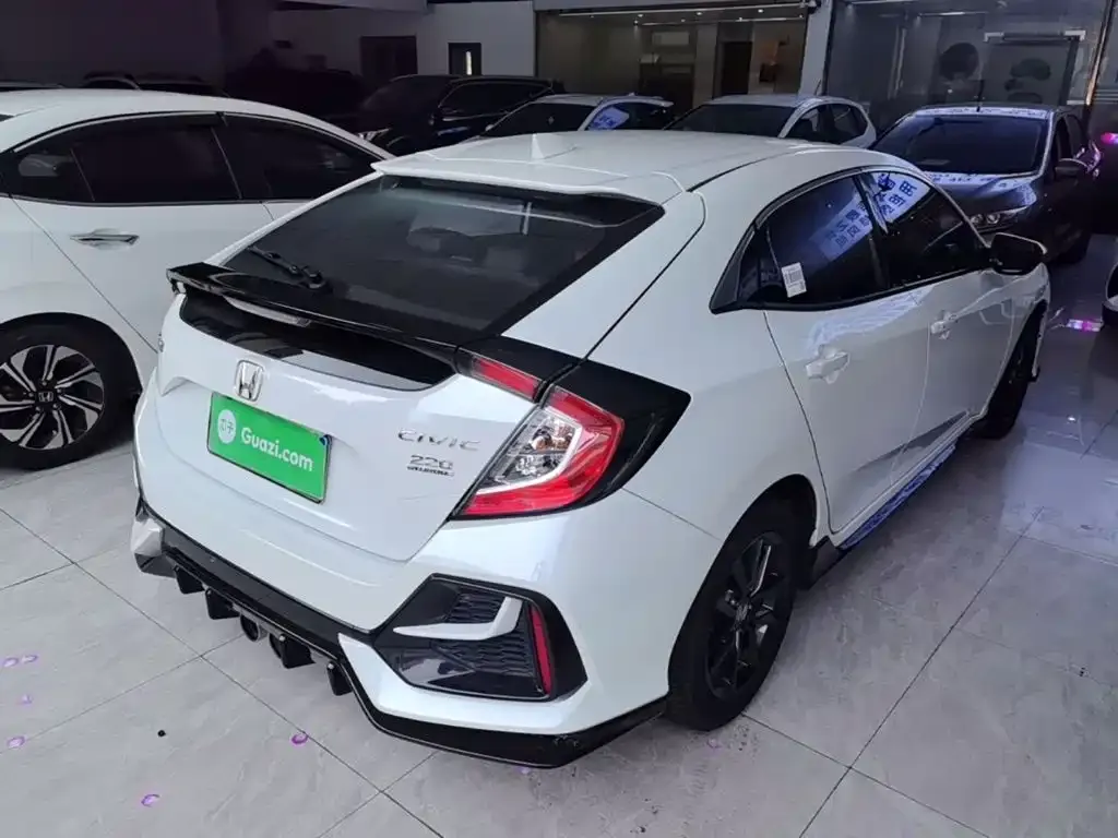 Honda Civic — фото 8