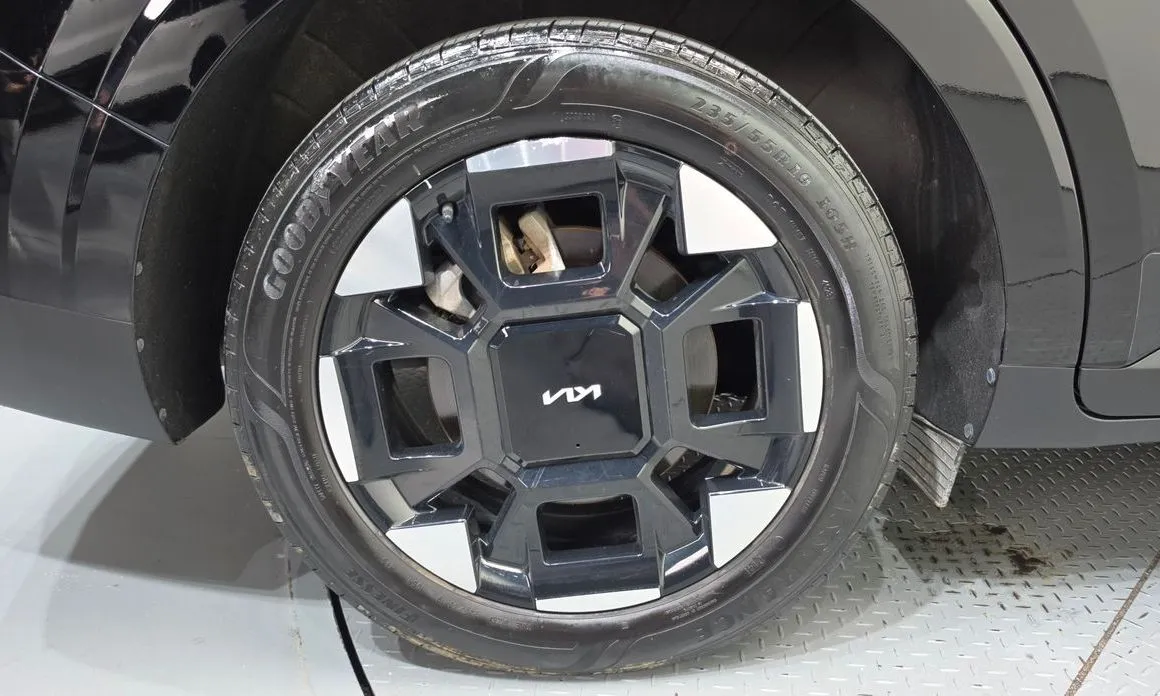Kia Carnival — фото 10