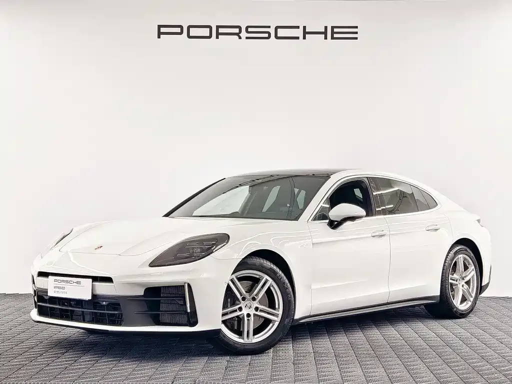 Porsche Panamera — фото 1