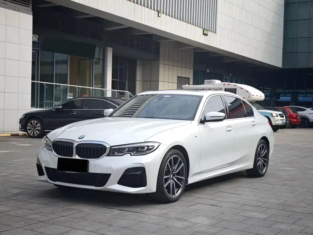 BMW 3 Series — фото 1