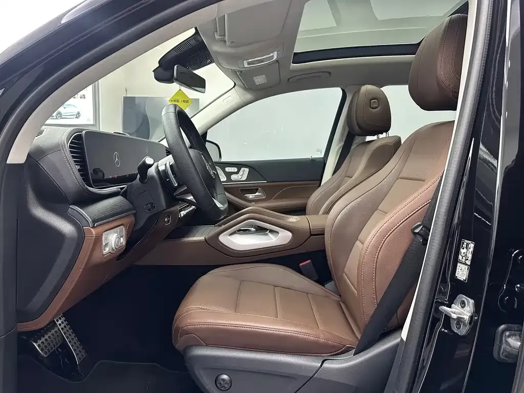 Mercedes-Benz GLS — фото 5