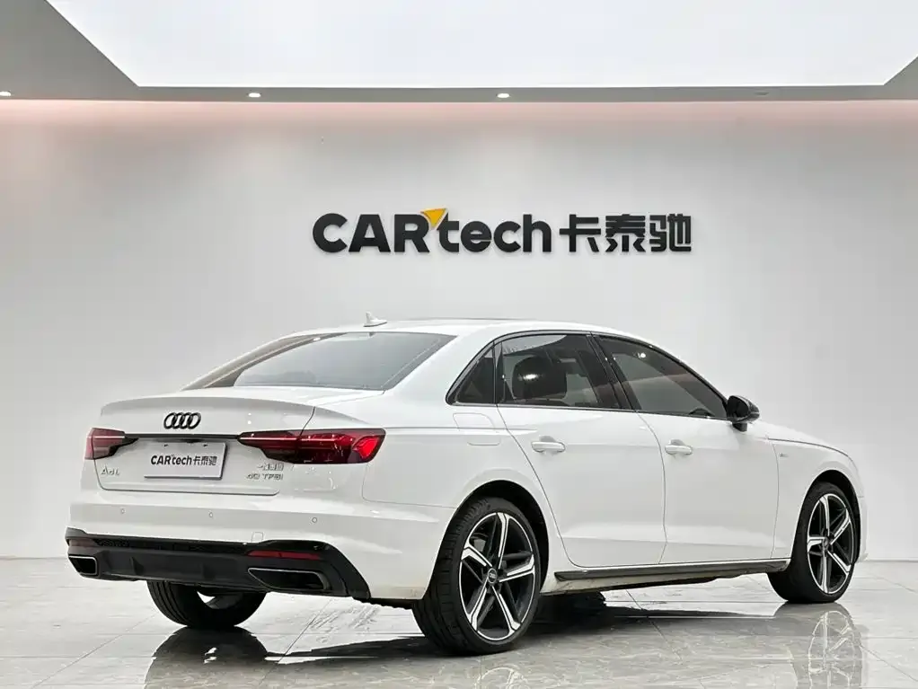 Audi A4L — фото 5