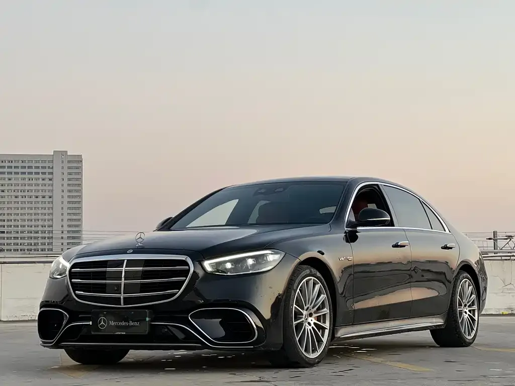 Mercedes-Benz S-Class — фото 1