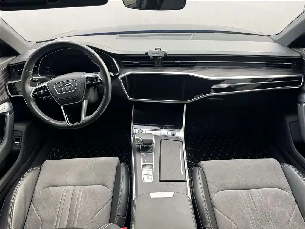 Audi A6L — фото 4