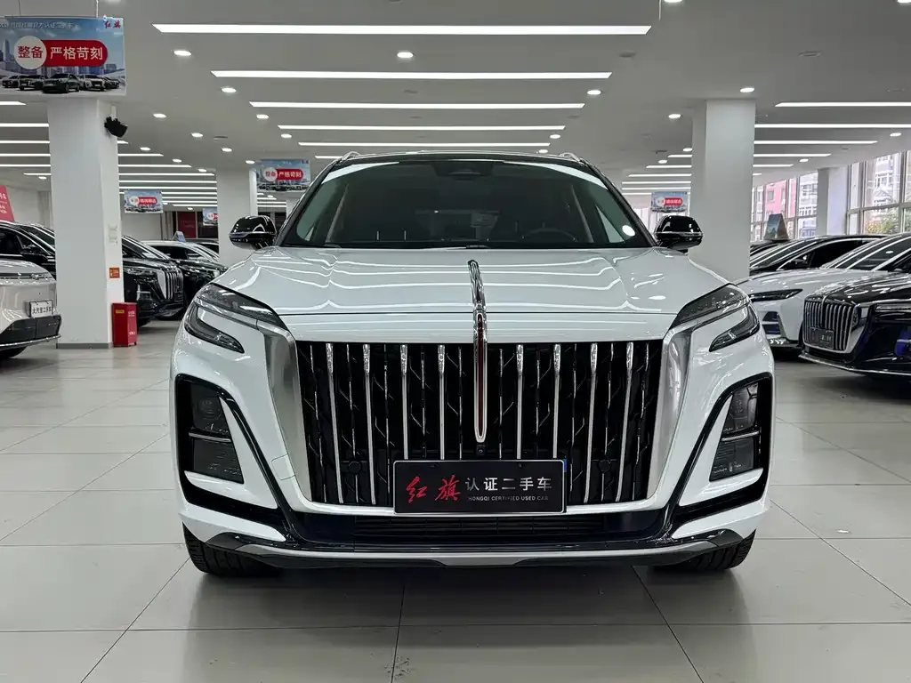 Hongqi HS3 PHEV — фото 3