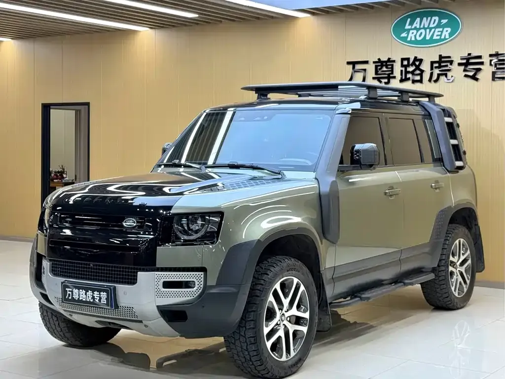 Land Rover Defender — фото 1