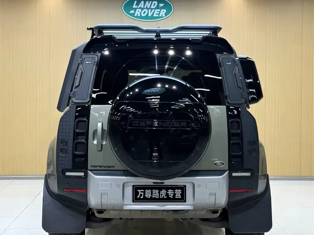 Land Rover Defender — фото 2