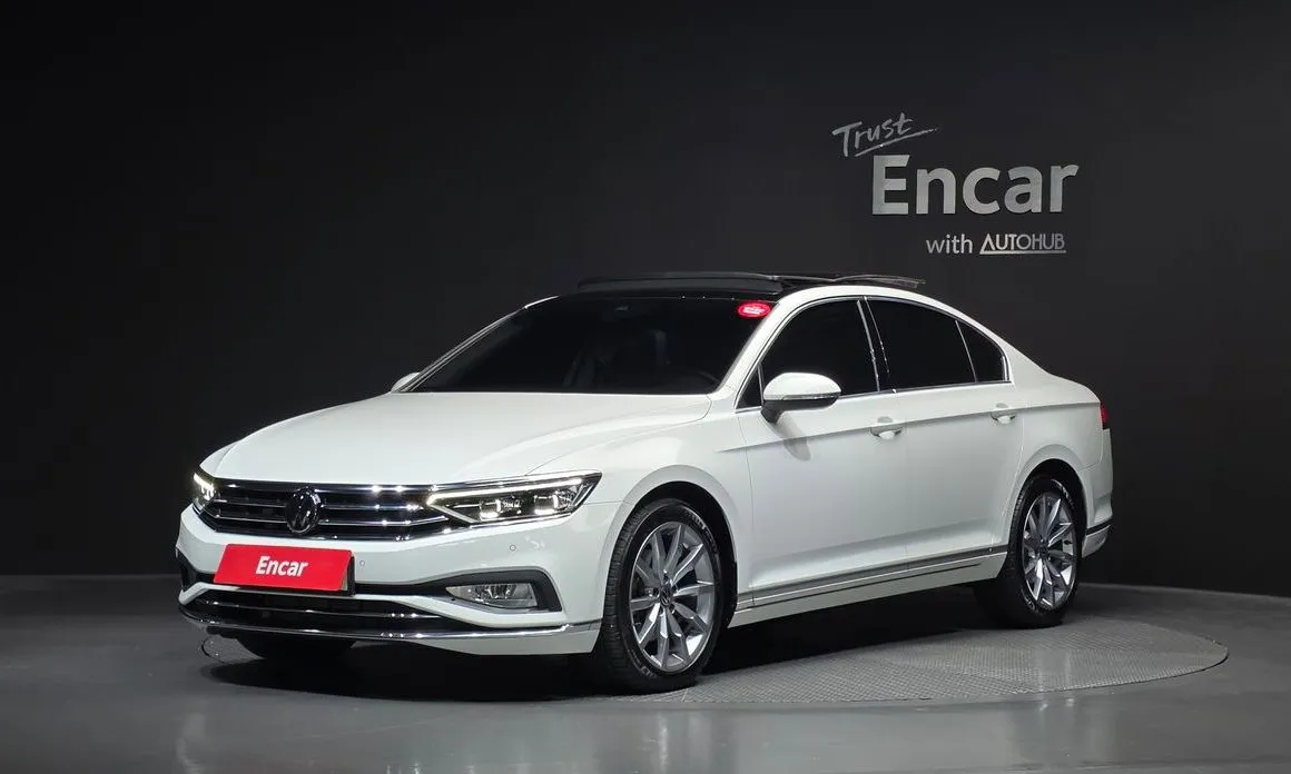 Volkswagen Passat — фото 1