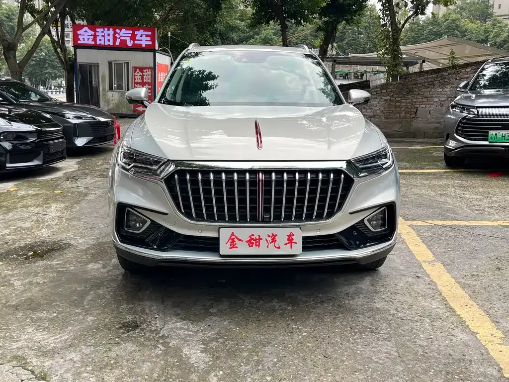 Hongqi HS5 — фото 6
