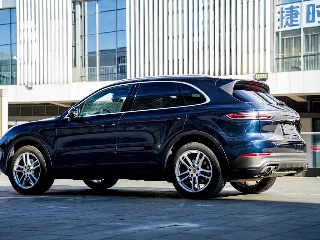 Porsche Cayenne — фото 6