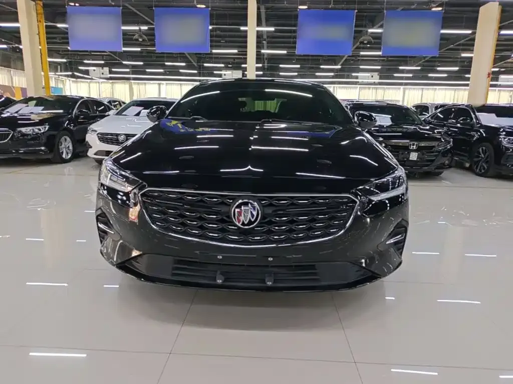 Buick Regal — фото 1